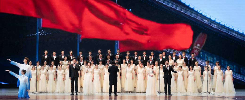  成人导航举行庆祝中国共产党成立100周年师生合唱比赛