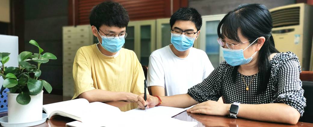 成人导航“定制数学课”讲到学生心坎里